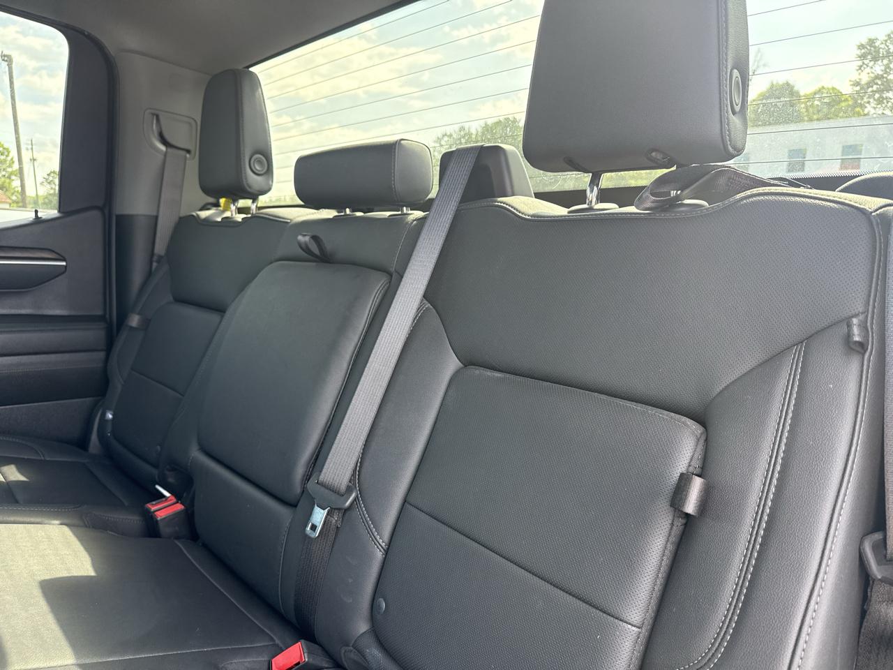 GMC Sierra 1500 SLT Crew Cab 4WD 2025