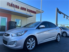 2013 Hyundai Accent 