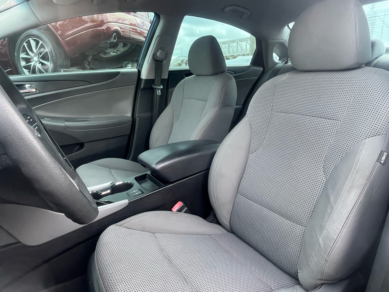 Hyundai Sonata 4dr Sdn 2.4L Auto GLS 2013