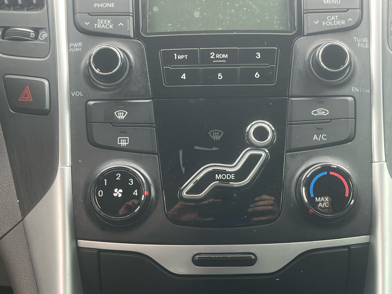 Hyundai Sonata 4dr Sdn 2.4L Auto GLS 2013