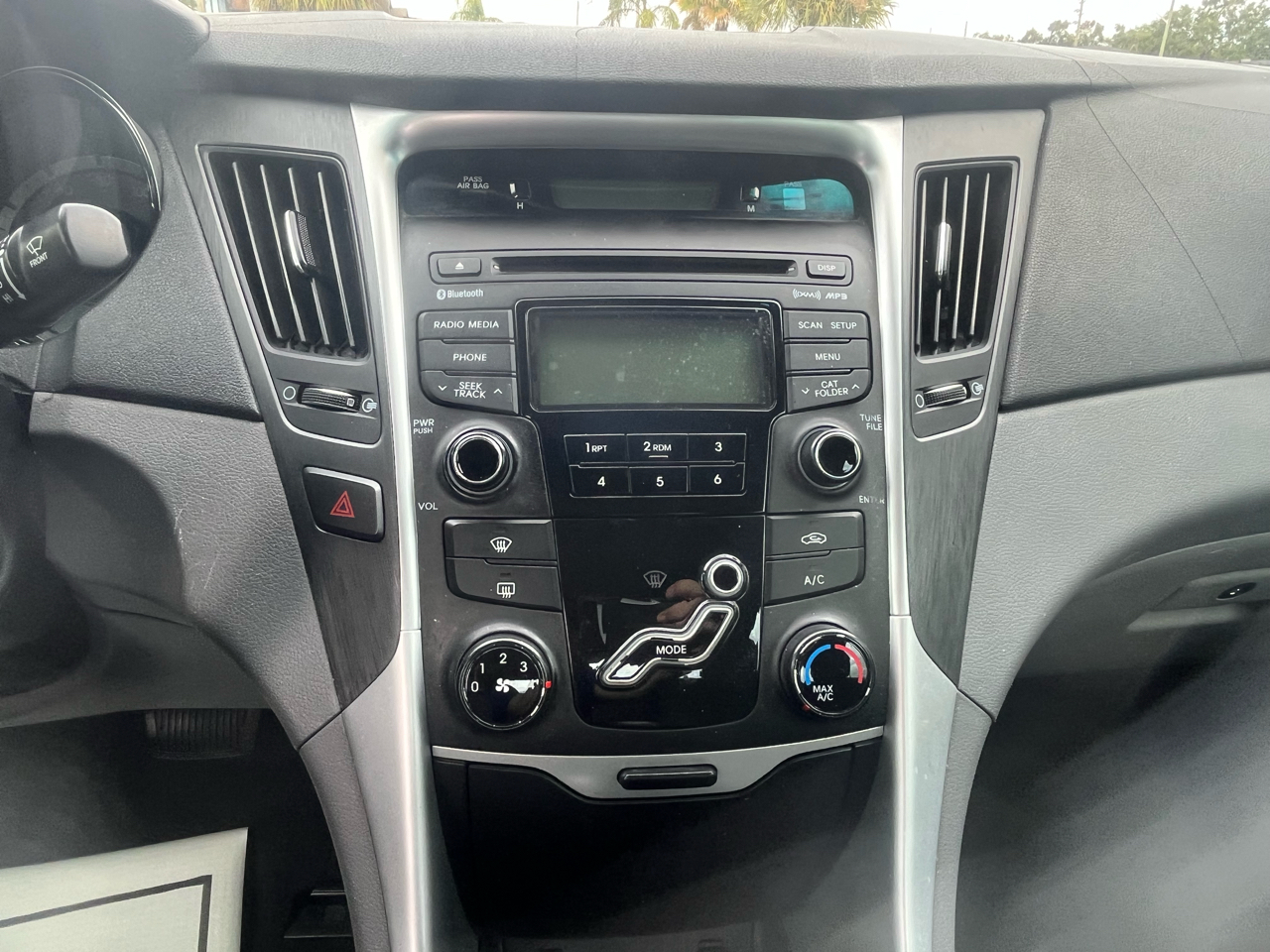 Hyundai Sonata 4dr Sdn 2.4L Auto GLS 2013