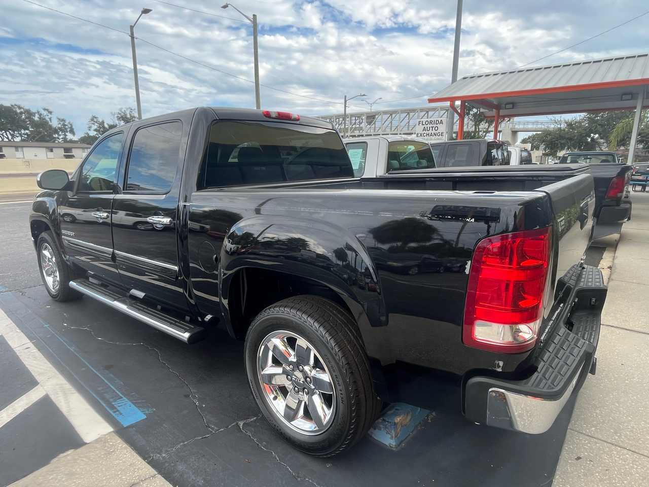 GMC Sierra 1500 2WD Crew Cab 143.5" SLE 2013