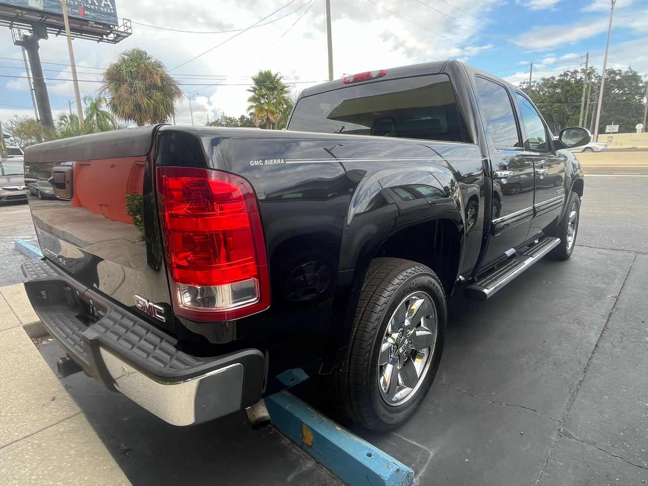 GMC Sierra 1500 2WD Crew Cab 143.5" SLE 2013