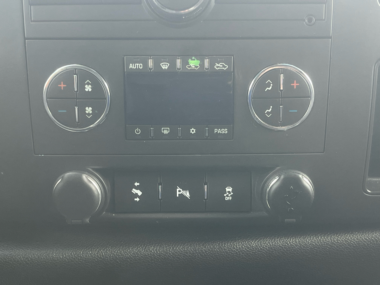 GMC Sierra 1500 2WD Crew Cab 143.5" SLE 2013