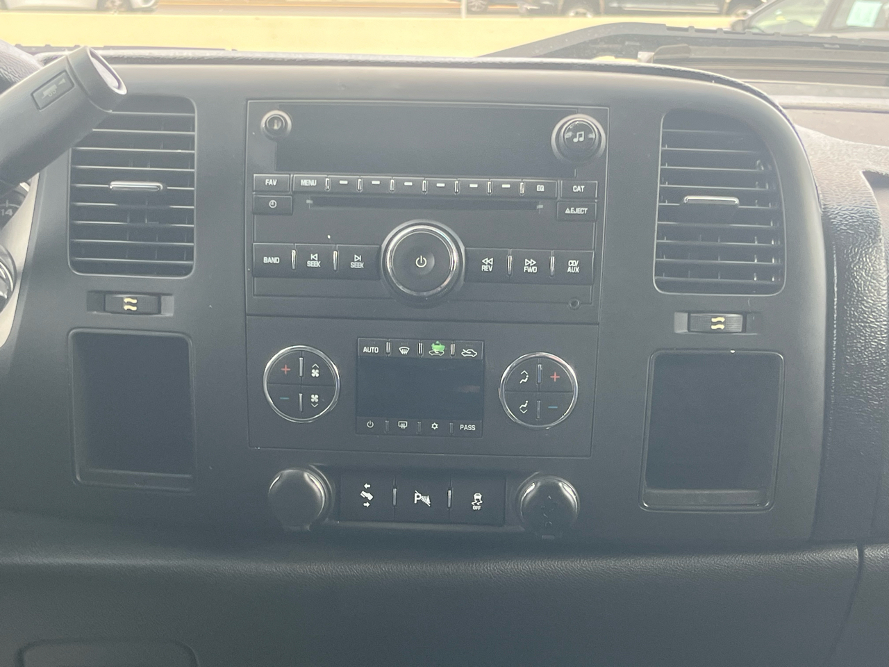 GMC Sierra 1500 2WD Crew Cab 143.5" SLE 2013