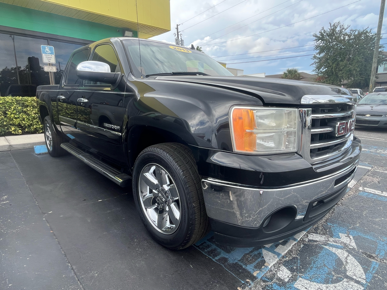 GMC Sierra 1500 2WD Crew Cab 143.5" SLE 2013