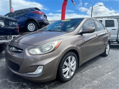 2013 Hyundai Accent 
