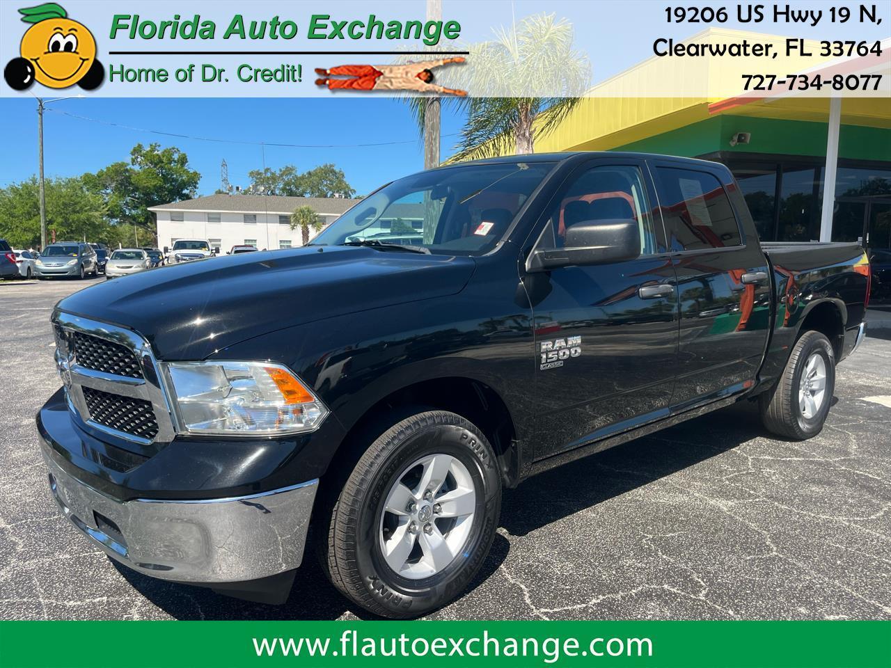 2022 RAM 1500 Classic SLT 4X4 CREW CAB 5'7" BOX