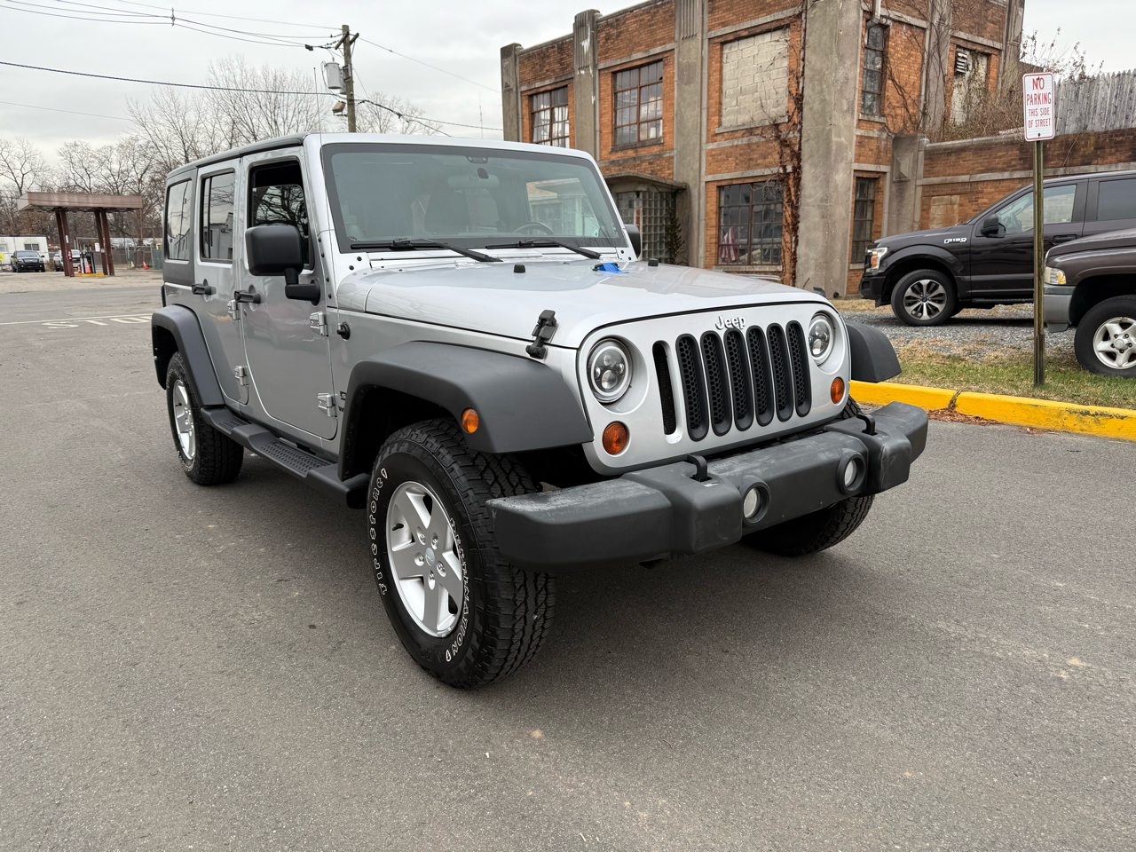2011 Jeep Wrangler Unlimited 4WD 4dr Sport