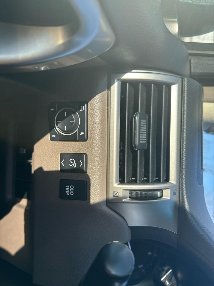 Lexus GX 460 4WD 4dr 2012