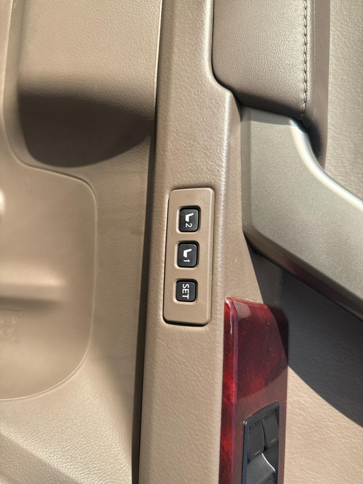 Lexus GX 460 4WD 4dr 2012