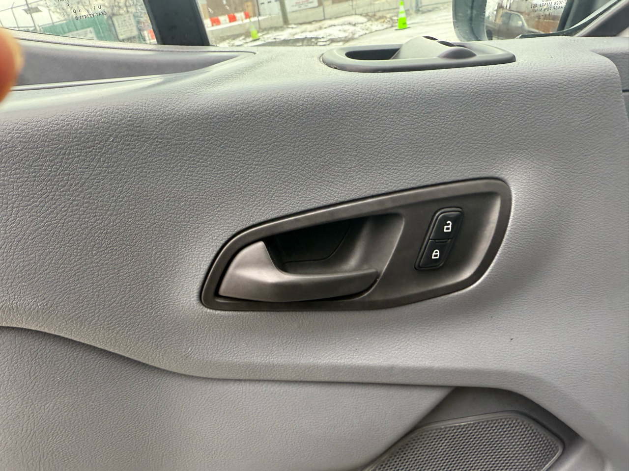 Ford Transit Van T-250 148" Med Rf 9000 GVWR Sliding RH Dr 2018