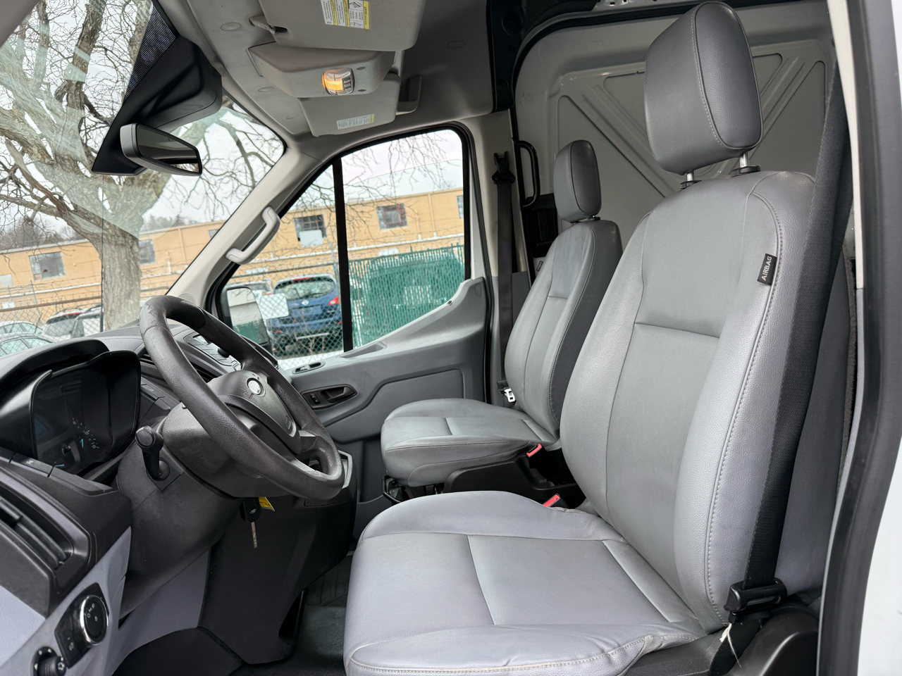 Ford Transit Van T-250 148" Med Rf 9000 GVWR Sliding RH Dr 2018