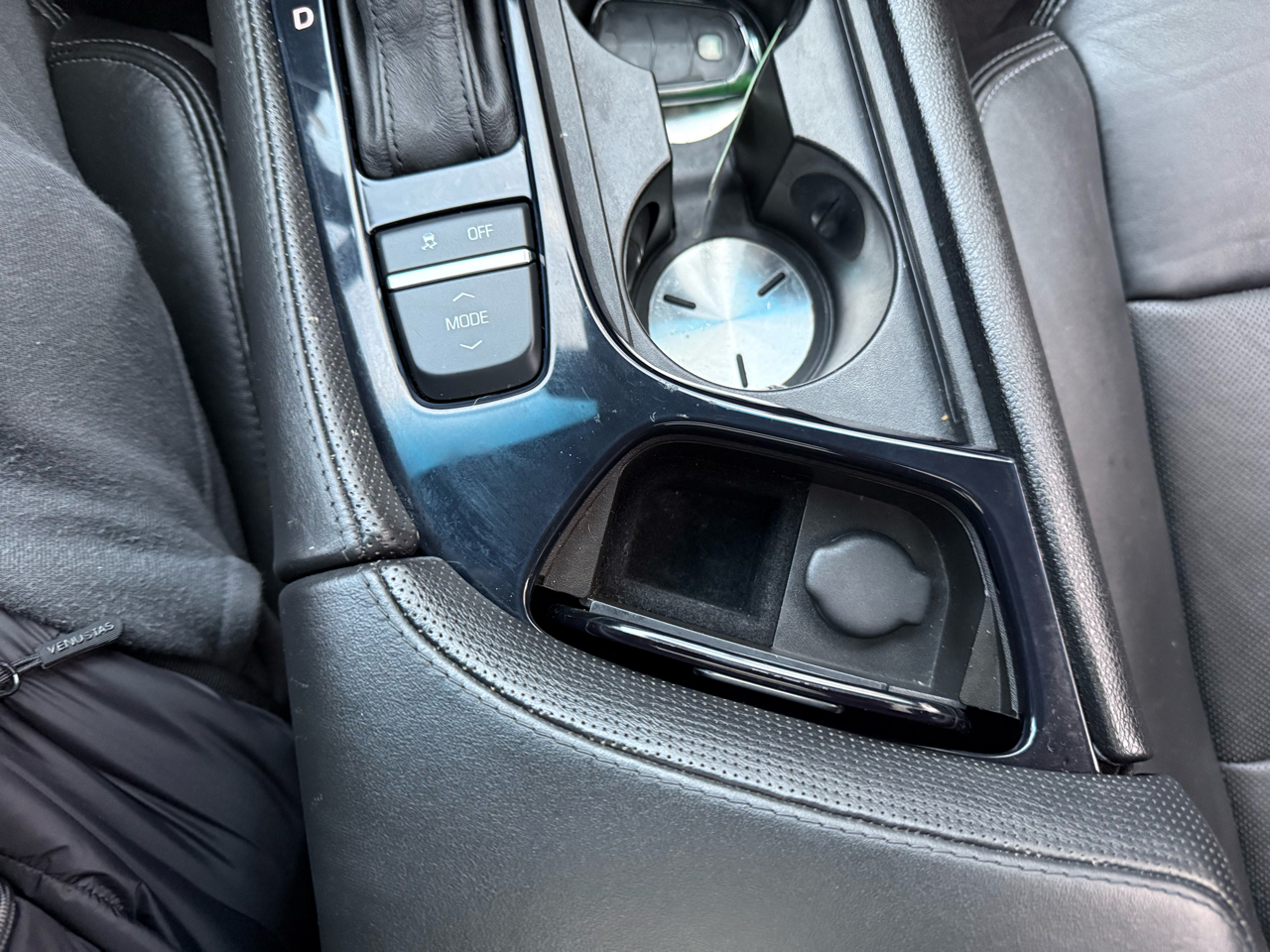 Cadillac CTS Sedan 4dr Sdn 2.0L Turbo Luxury AWD 2014