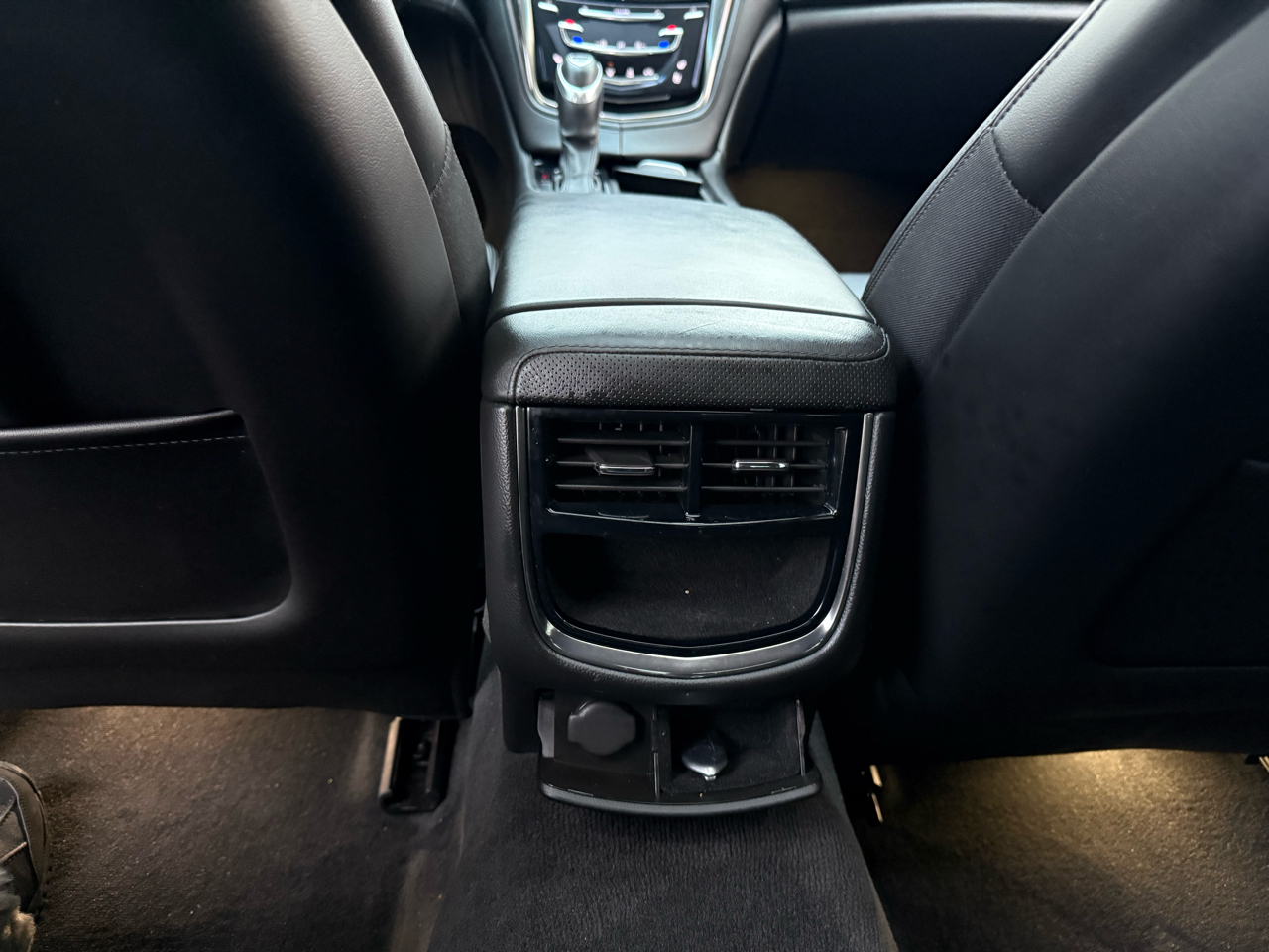 Cadillac CTS Sedan 4dr Sdn 2.0L Turbo Luxury AWD 2014