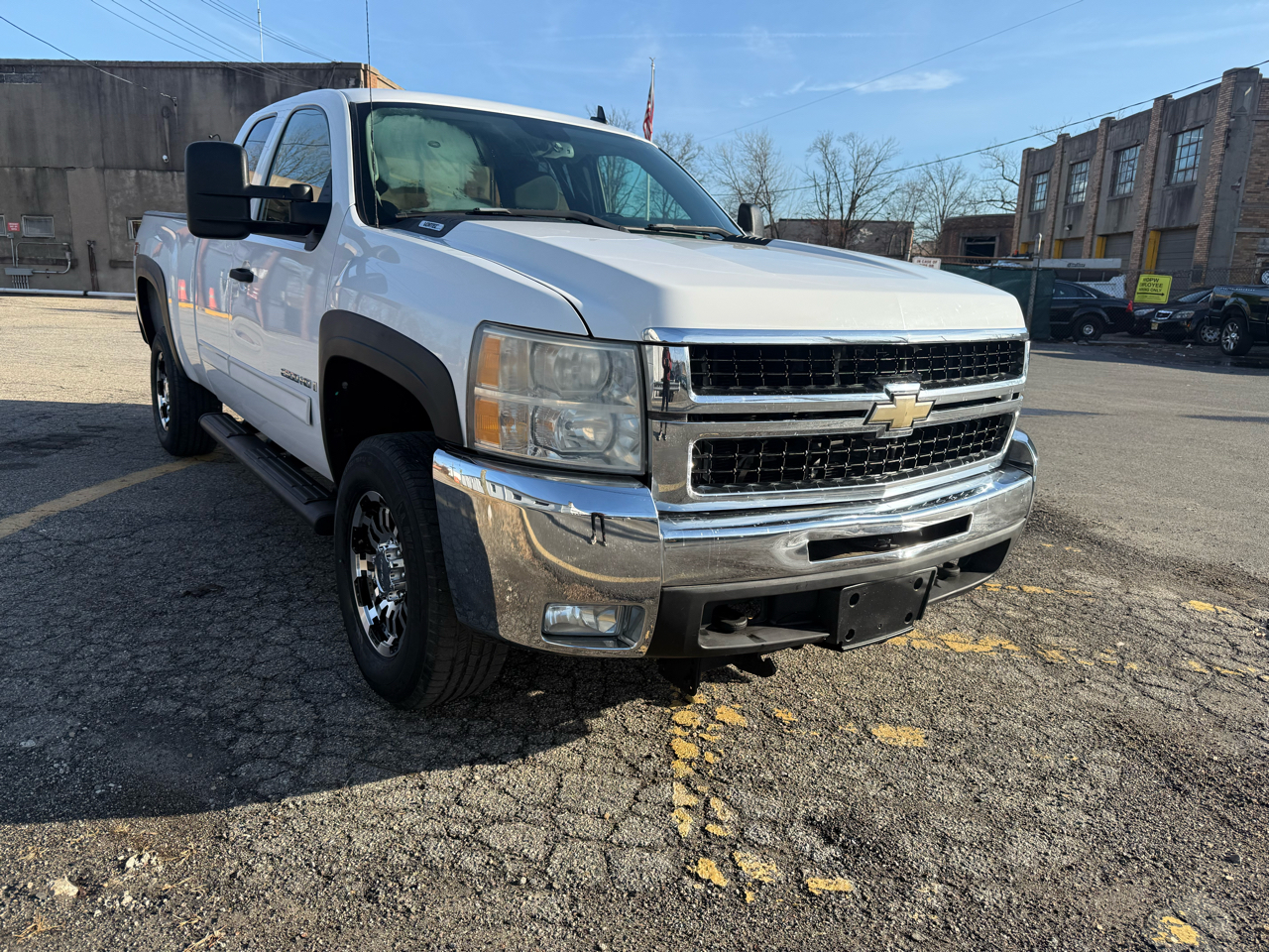 2009 Chevrolet Silverado 2500HD 4WD Ext Cab 143.5" LT