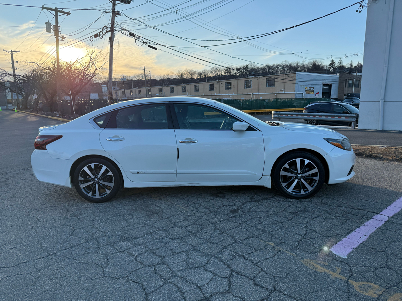 Nissan Altima 2017.5 2.5 SR Sedan 2017