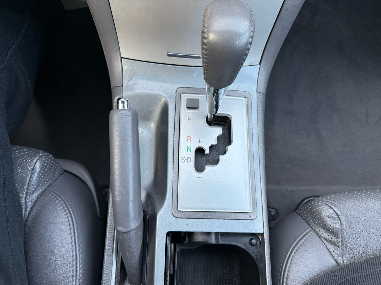 Toyota Camry Solara 2dr Conv V6 Auto SE Sport (Natl) 2007