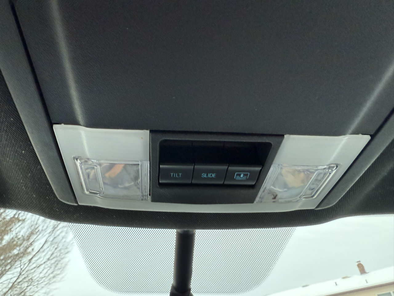 Ford Explorer XLT 4-Door 4WD 2017