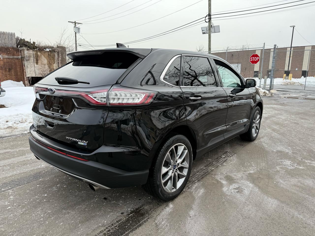 Ford Edge 4dr Titanium AWD 2016
