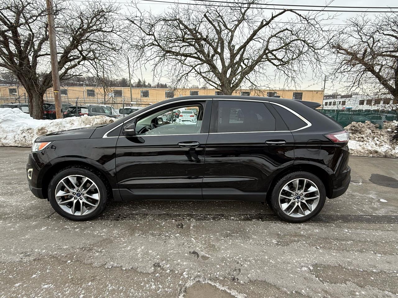 Ford Edge 4dr Titanium AWD 2016