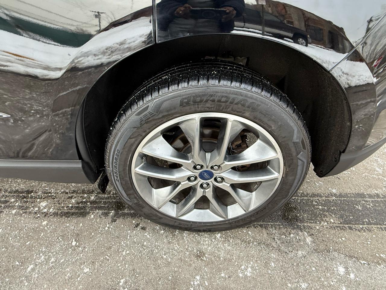 Ford Edge 4dr Titanium AWD 2016