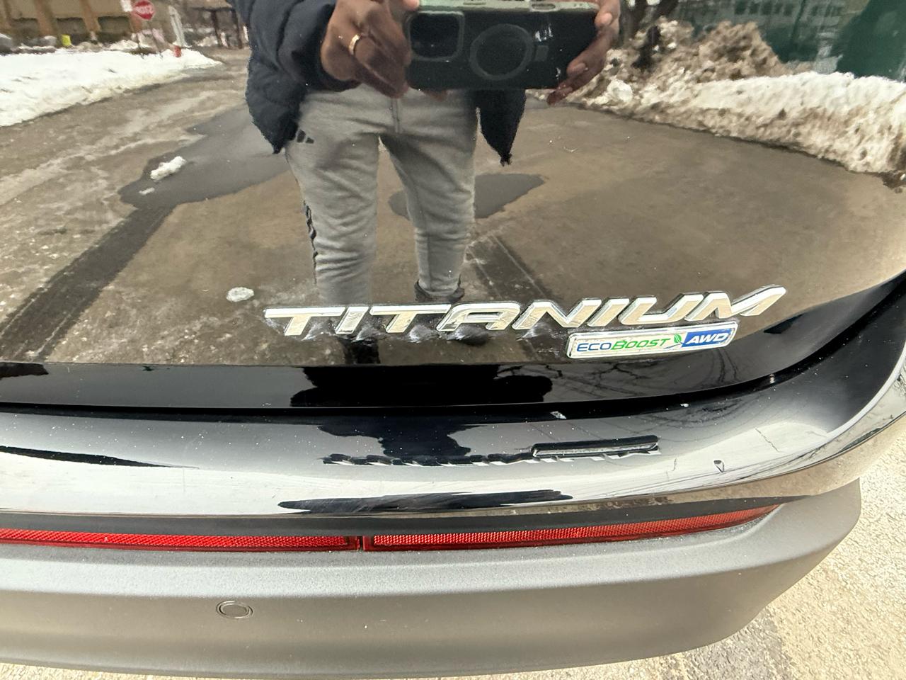 Ford Edge 4dr Titanium AWD 2016