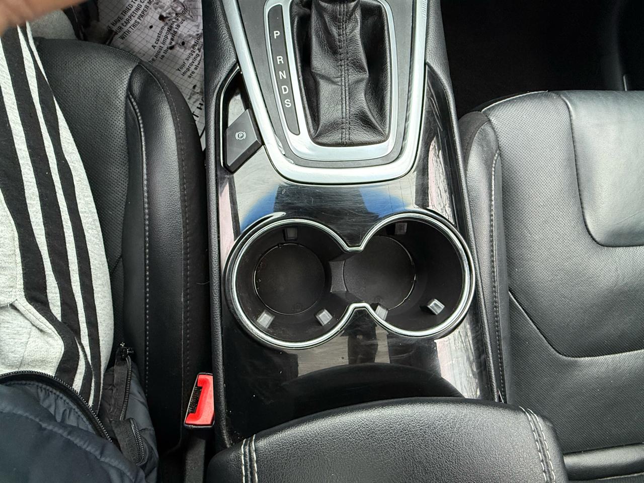 Ford Edge 4dr Titanium AWD 2016