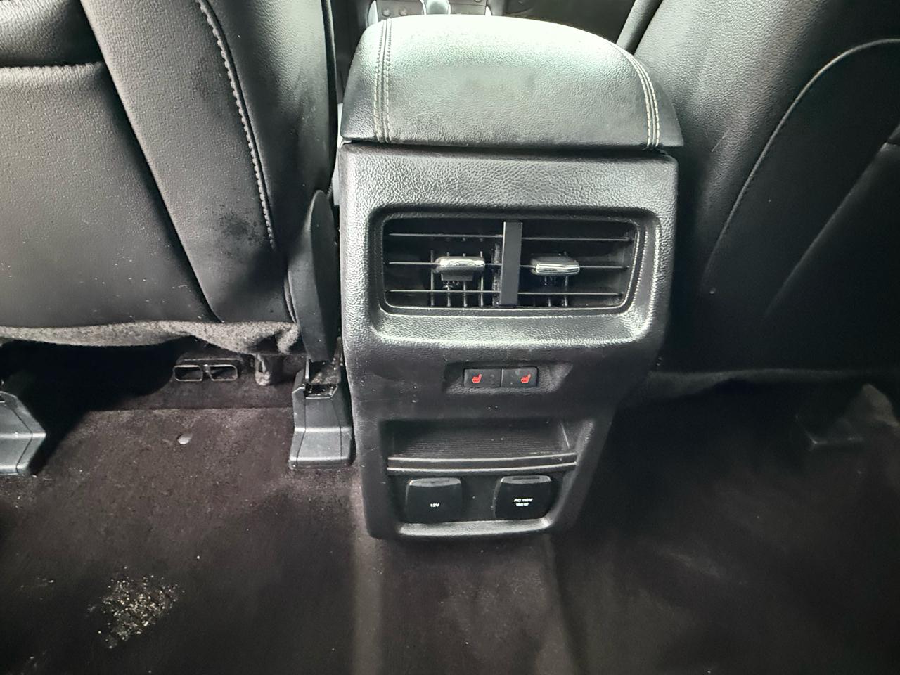 Ford Edge 4dr Titanium AWD 2016