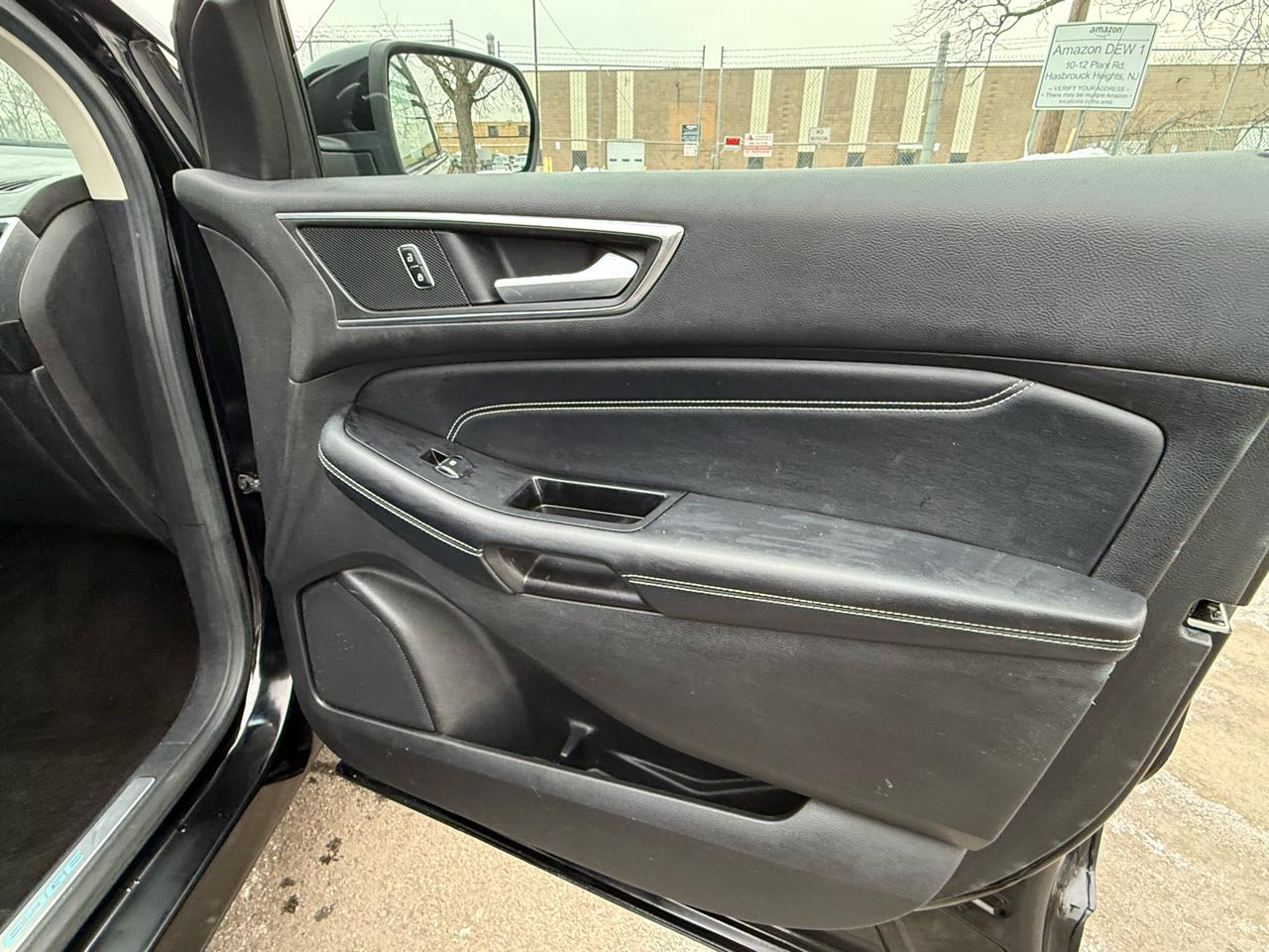 Ford Edge 4dr Titanium AWD 2016