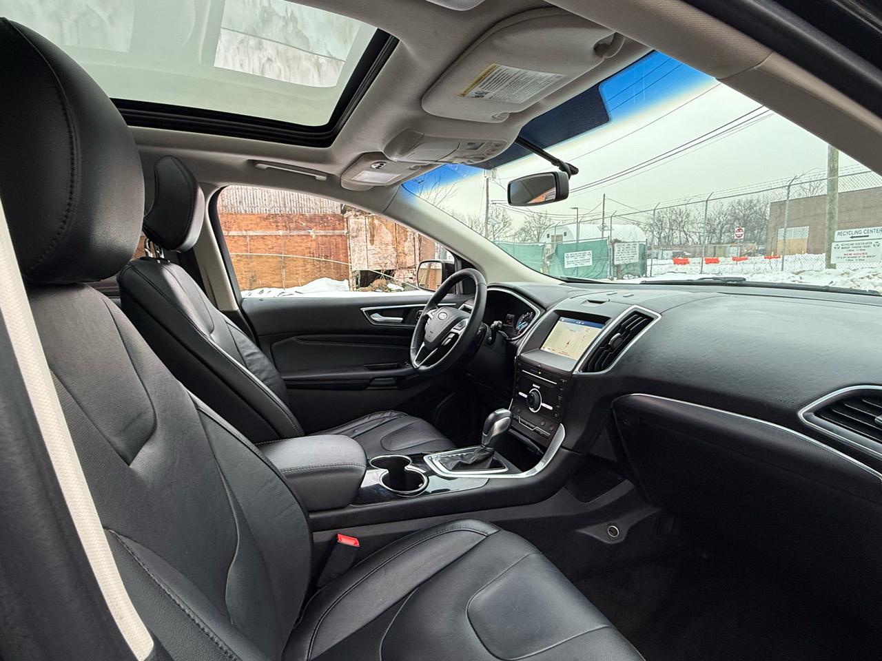 Ford Edge 4dr Titanium AWD 2016