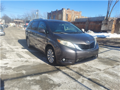 2013 Toyota Sienna 