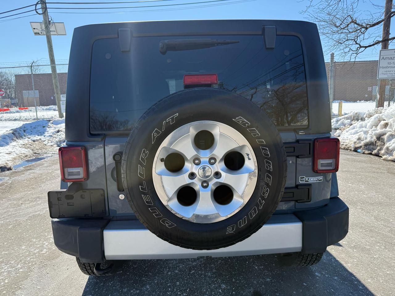 Jeep Wrangler Unlimited 4WD 4dr Sahara 2014