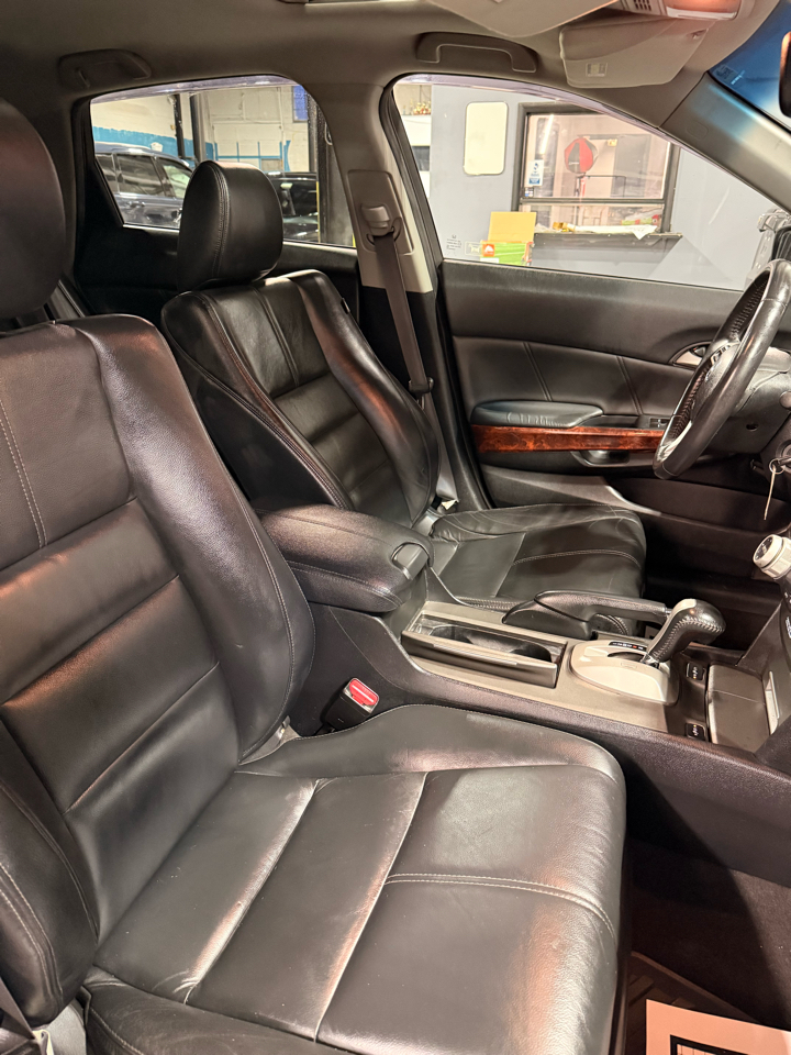 Honda Accord Crosstour 4WD 5dr EX-L 2011