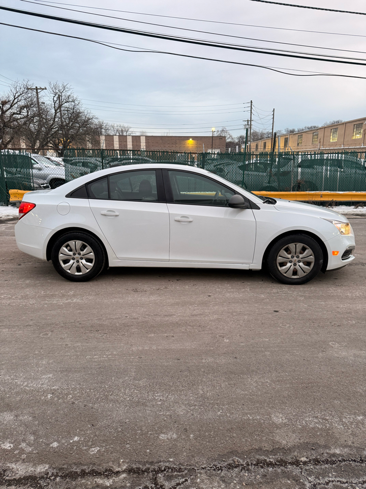 Chevrolet Cruze Limited 4dr Sdn Auto LS 2016