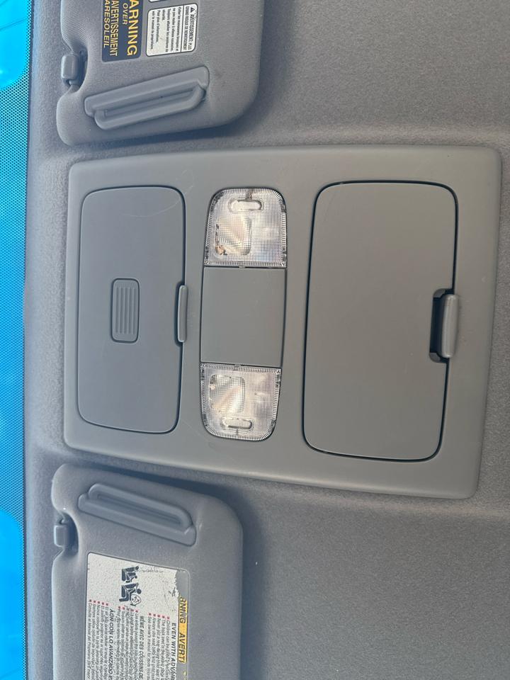 Toyota Tacoma Double 141" Auto 4WD (Natl) 2005