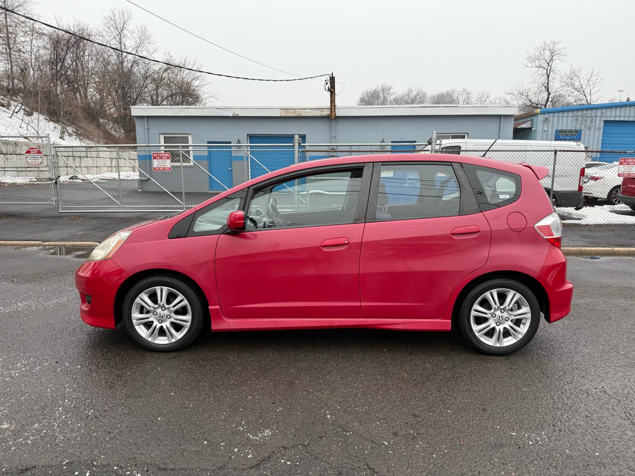 Honda Fit 5dr HB Auto Sport 2009