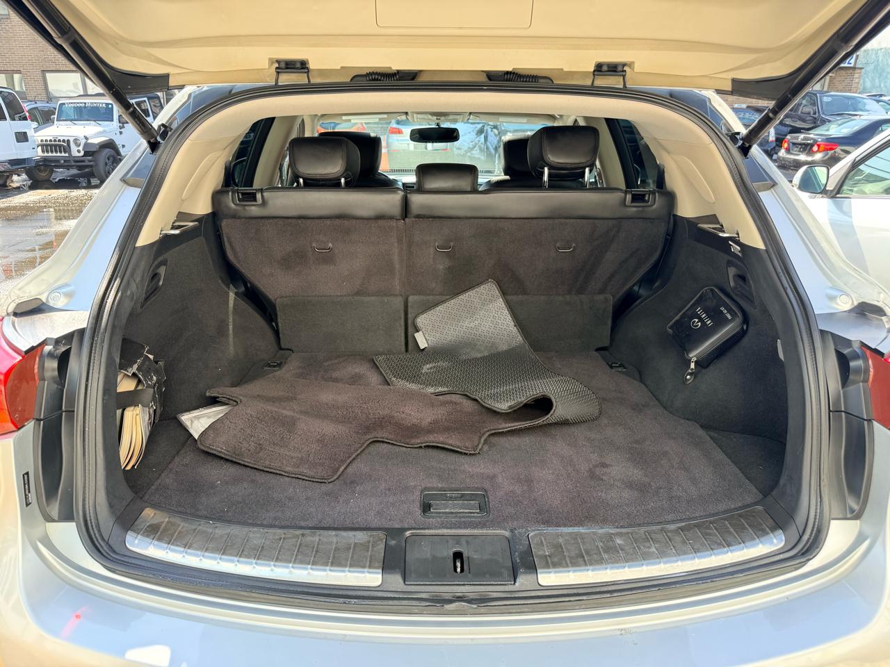 Infiniti FX35 AWD 4dr 2011