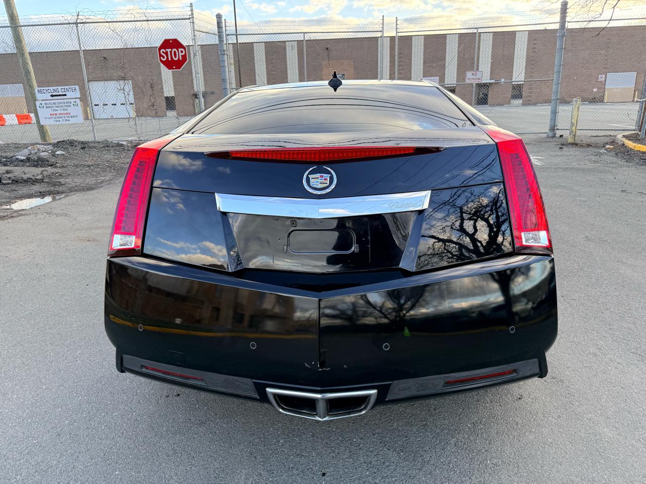 Cadillac CTS Coupe 2dr Cpe AWD 2013