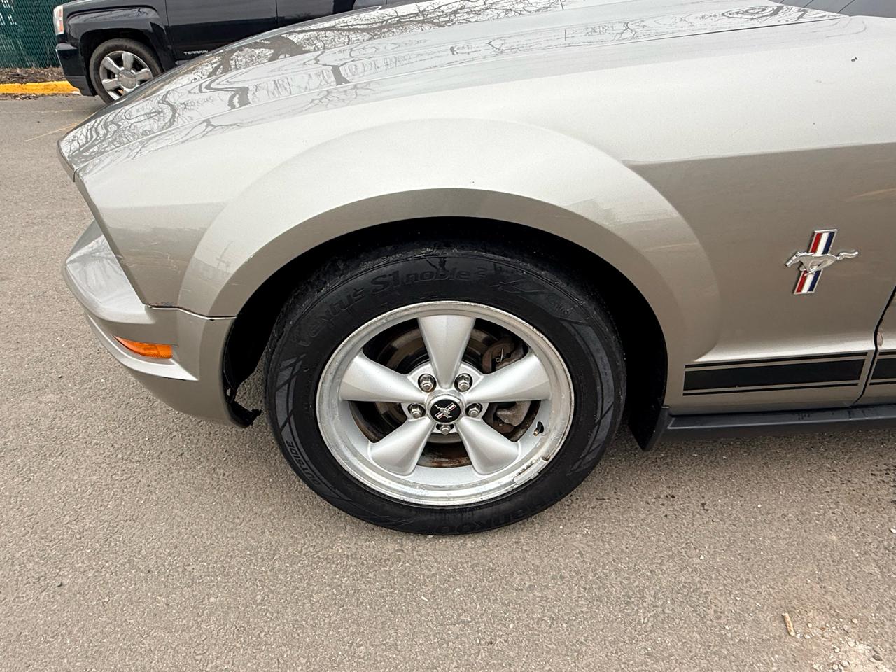 Ford Mustang 2dr Conv Premium 2008