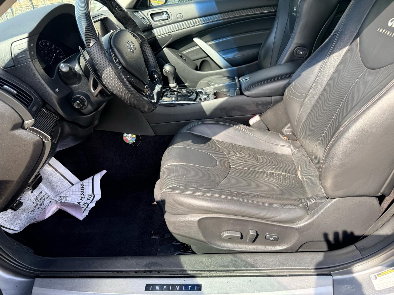 Infiniti G37 Convertible 2dr Base 2011