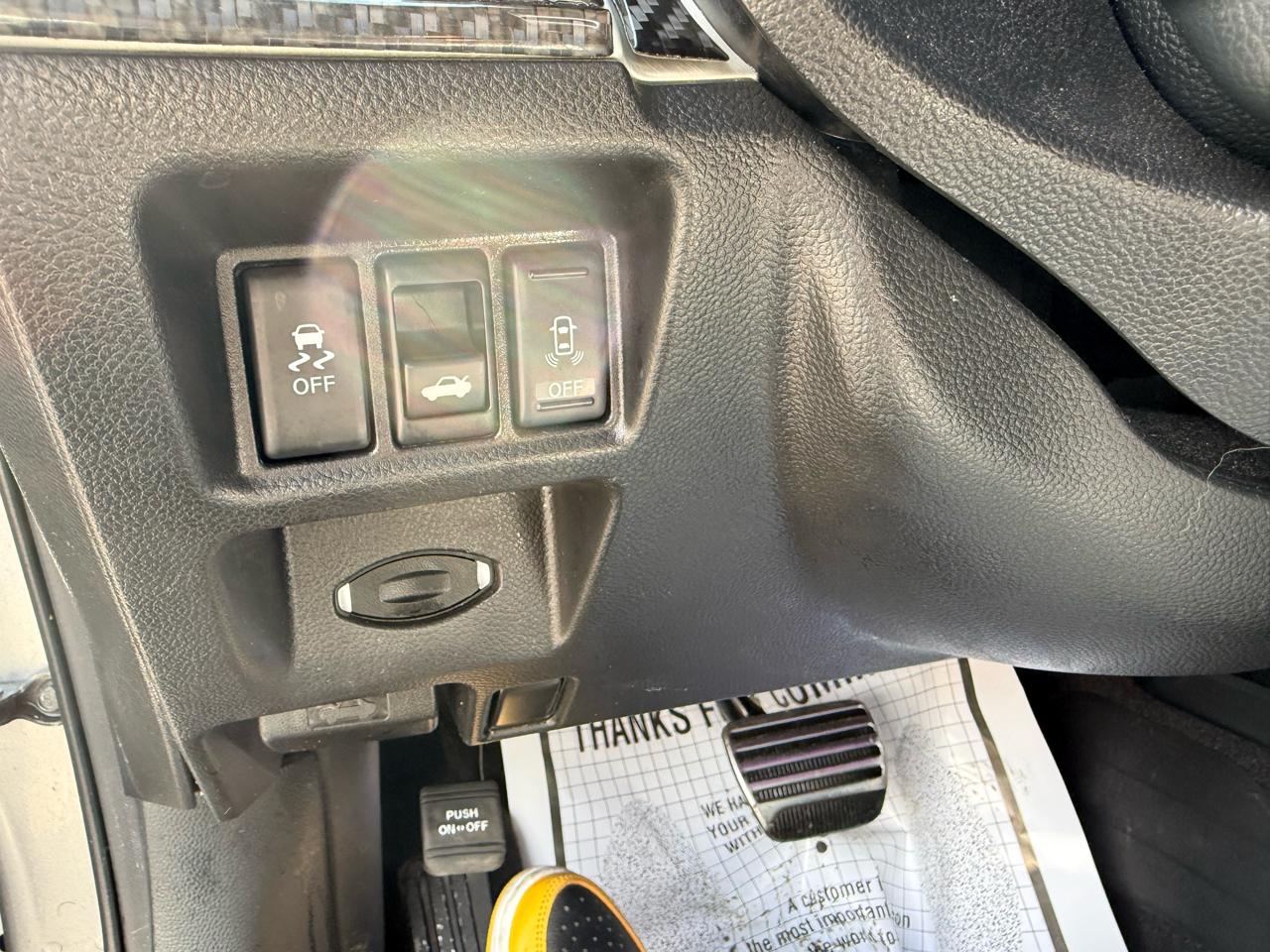 Infiniti G37 Convertible 2dr Base 2011