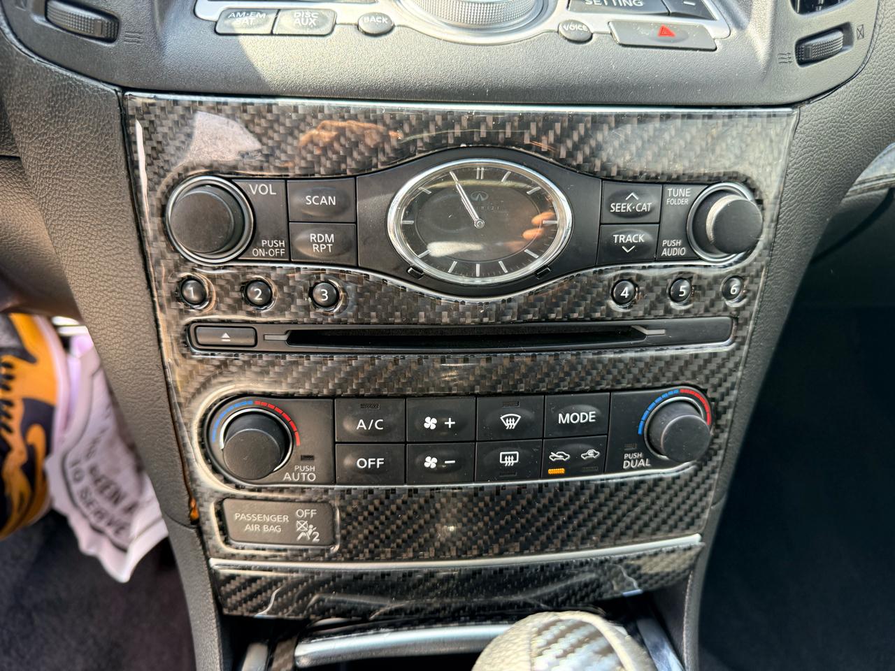 Infiniti G37 Convertible 2dr Base 2011