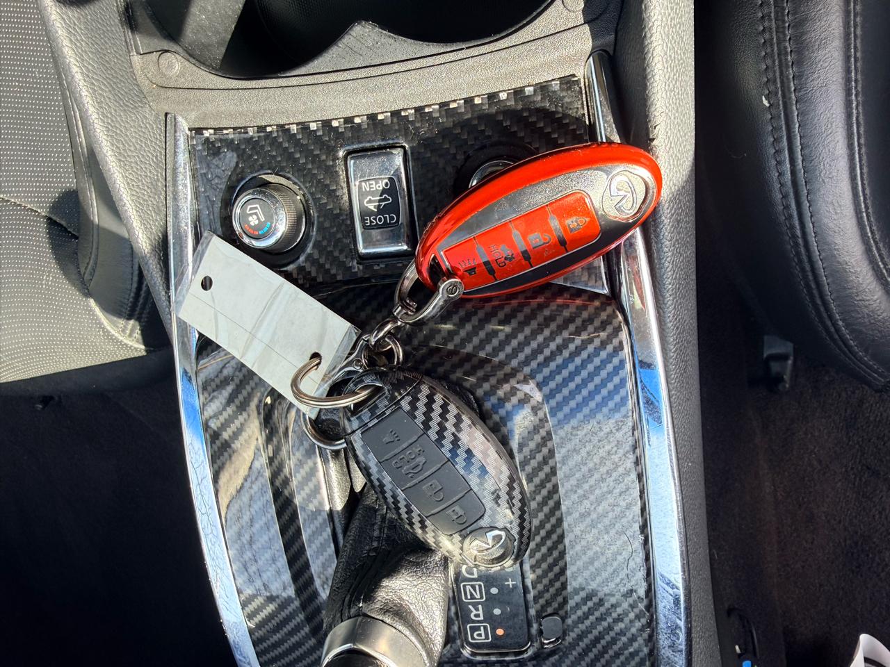 Infiniti G37 Convertible 2dr Base 2011