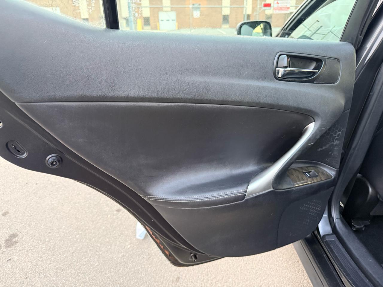 Lexus IS 250 4dr Sport Sdn Auto AWD 2010