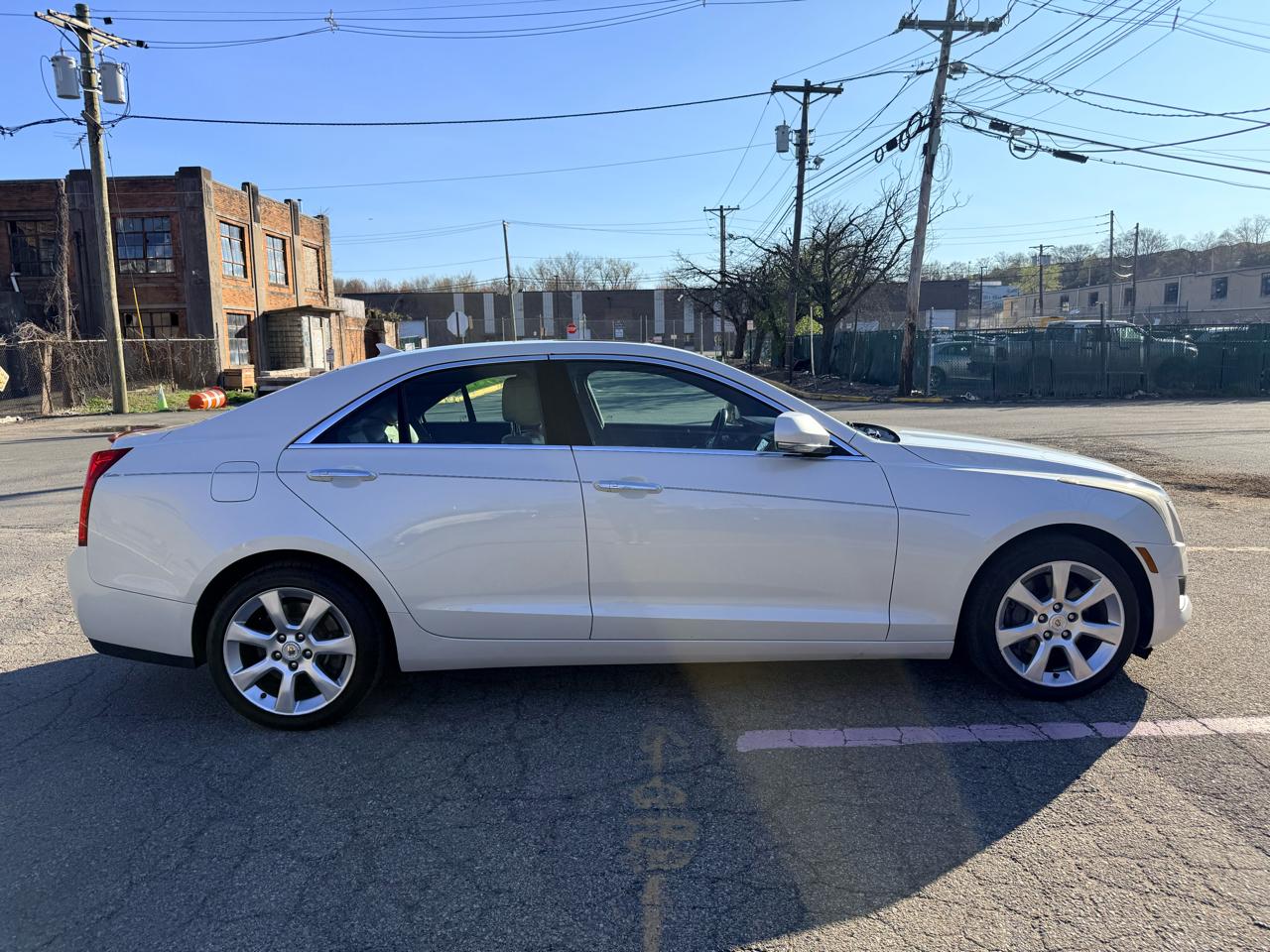 Cadillac ATS 4dr Sdn 2.0L Luxury AWD 2014