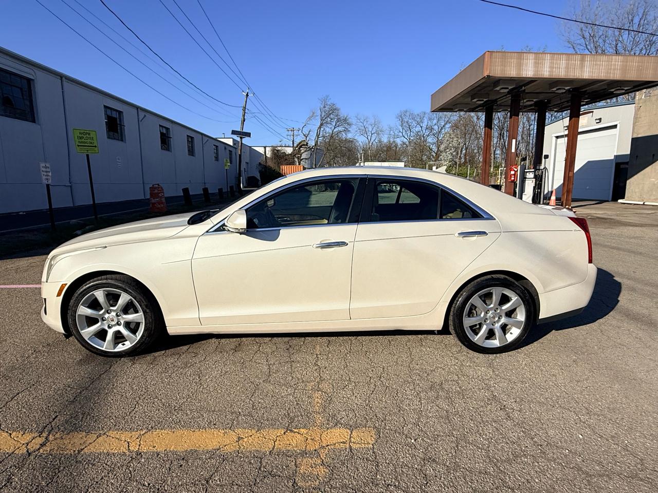 Cadillac ATS 4dr Sdn 2.0L Luxury AWD 2014