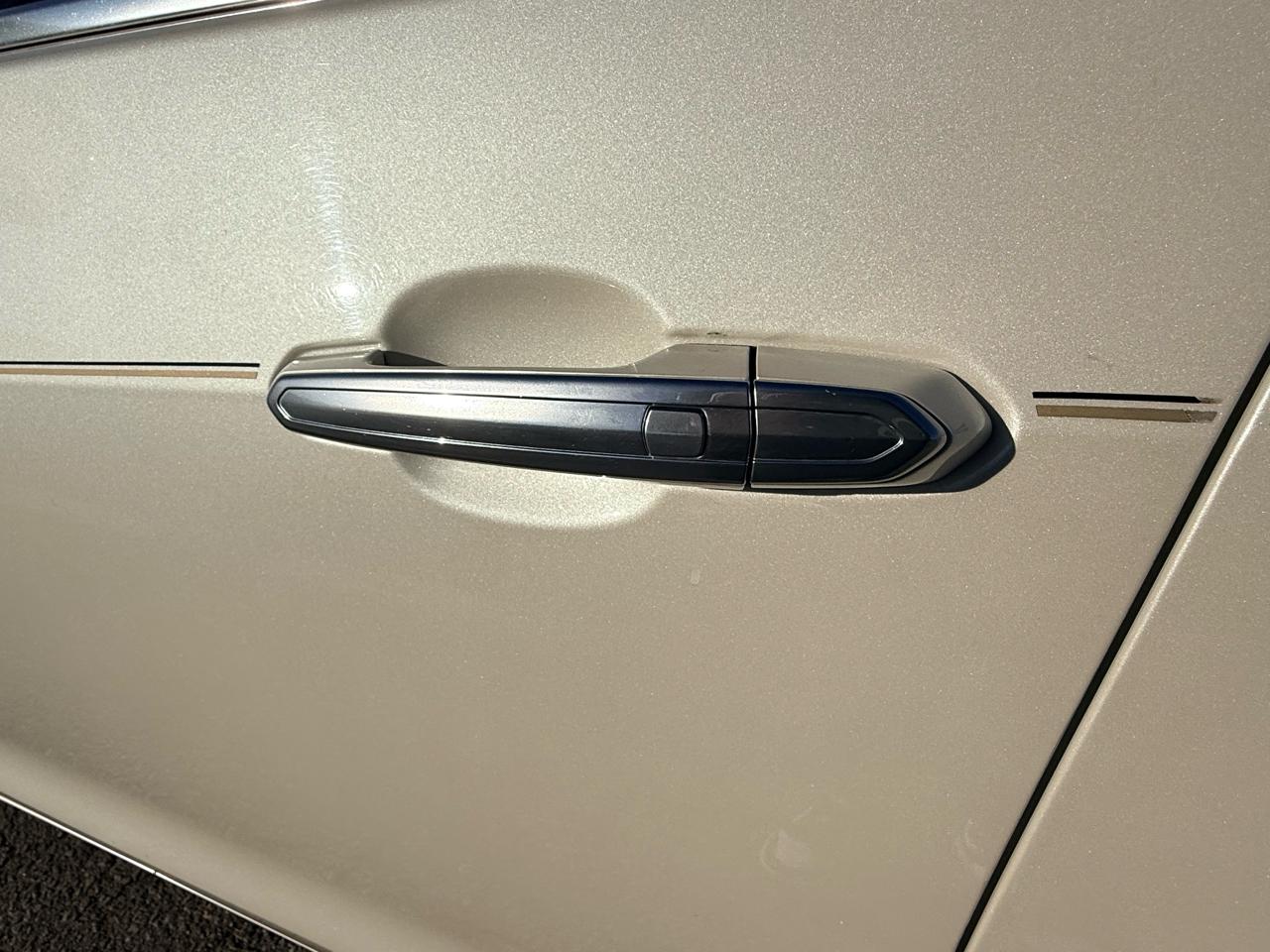 Cadillac ATS 4dr Sdn 2.0L Luxury AWD 2014