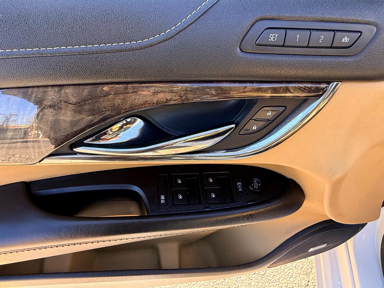 Cadillac ATS 4dr Sdn 2.0L Luxury AWD 2014