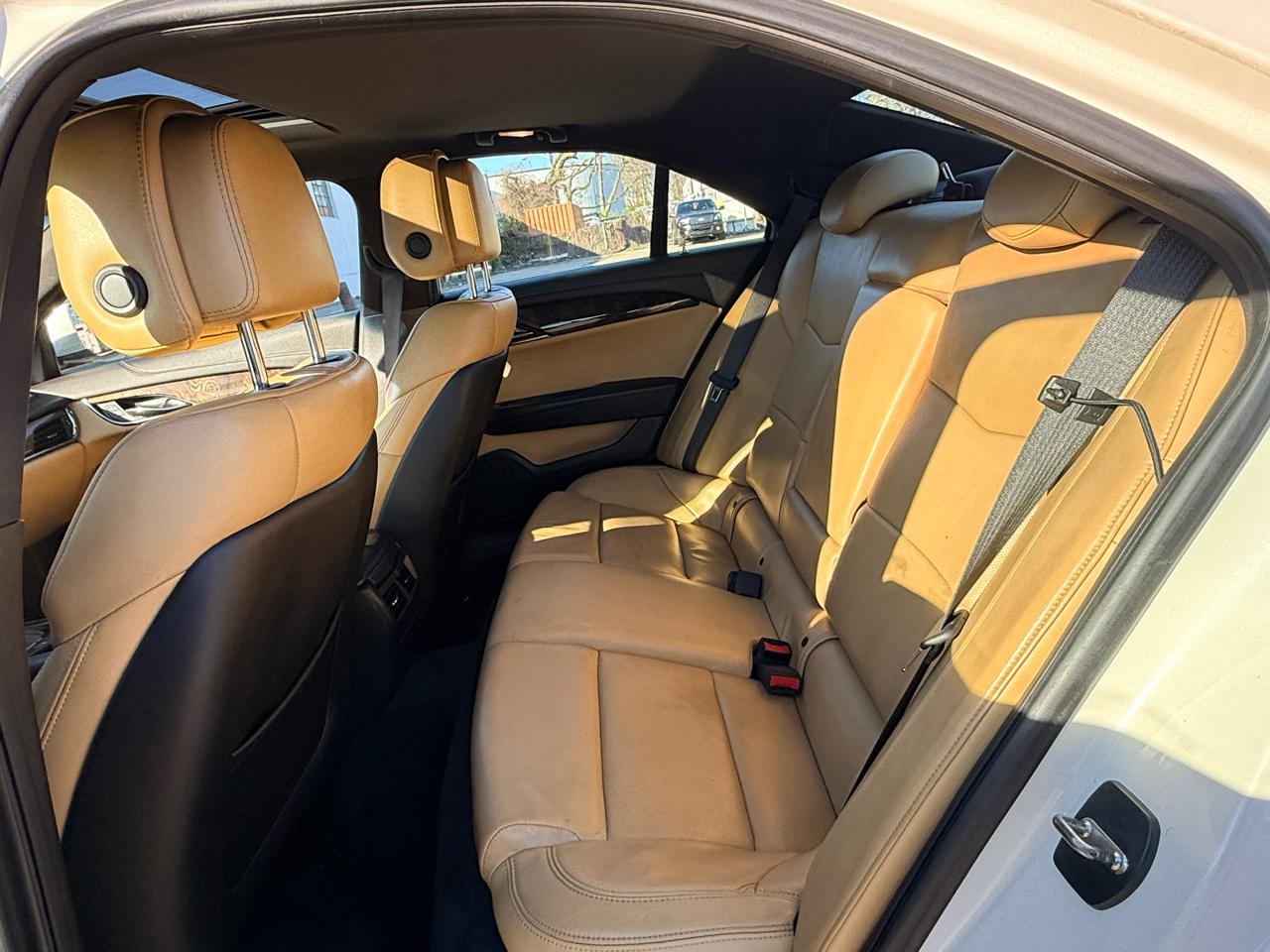 Cadillac ATS 4dr Sdn 2.0L Luxury AWD 2014